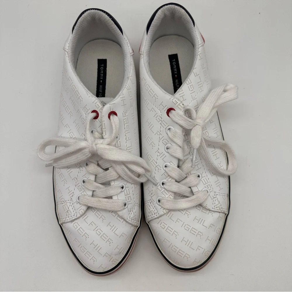 Tommy Hilfiger Falconer Perforated Leather Logo Sneakers 8.5